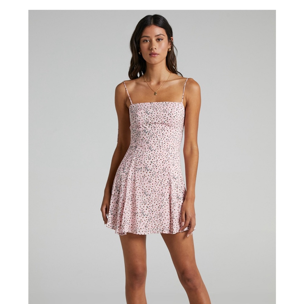 Showpo Roll with Me Dress in Pink Floral